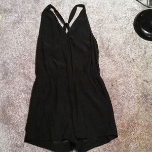 🖤ANN TAYLOR LOFT BLACK ROMPER M BRAND NEW WITHOUT TAGS🖤